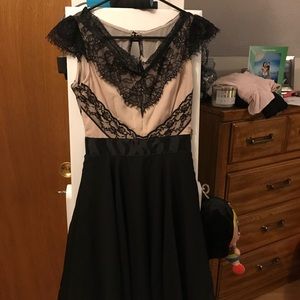 Elise Ryan Dress UK size 8, US size 4
